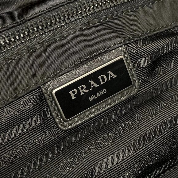 Auth PRADA - Black Leather Shoulder Bag - Picture 13 of 16